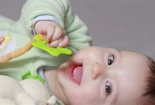 Bebeklerde Diş Çıkarma Süreci ve Rahatlatıcı Öneriler